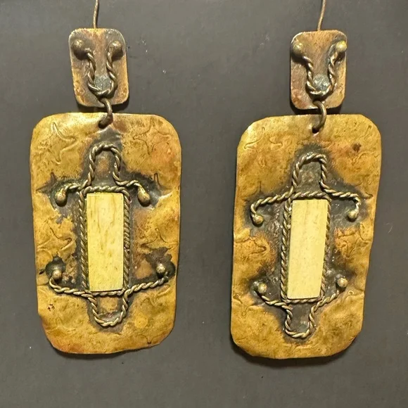 Vintage Brazilian earrings with real ivory detail - Picture 10 of 14